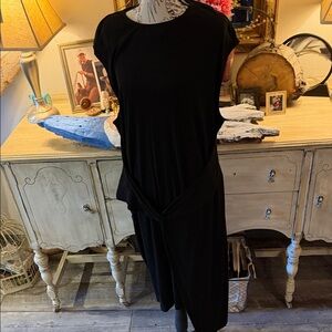 NWT Anne Klein Black Dress with Front Gathering & Half Overlay. Size XXL.